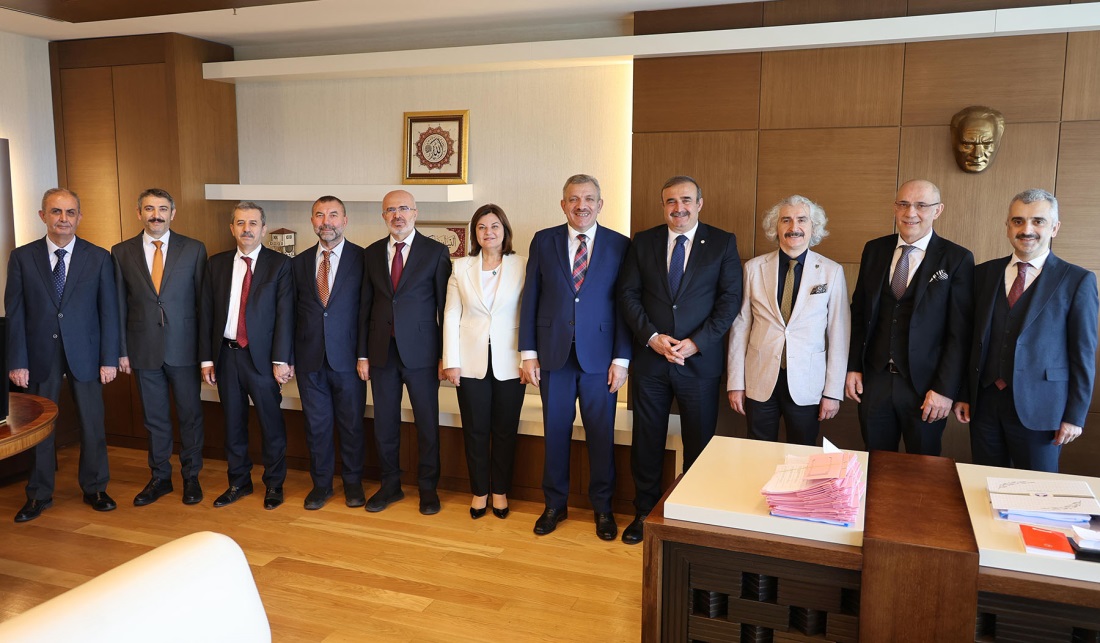 Başkanımız Sayın Rıdvan GÜLEÇ ve Beraberindeki Heyetten Sayın Şaban KAZDAL'a Hayırlı Olsun Ziyareti