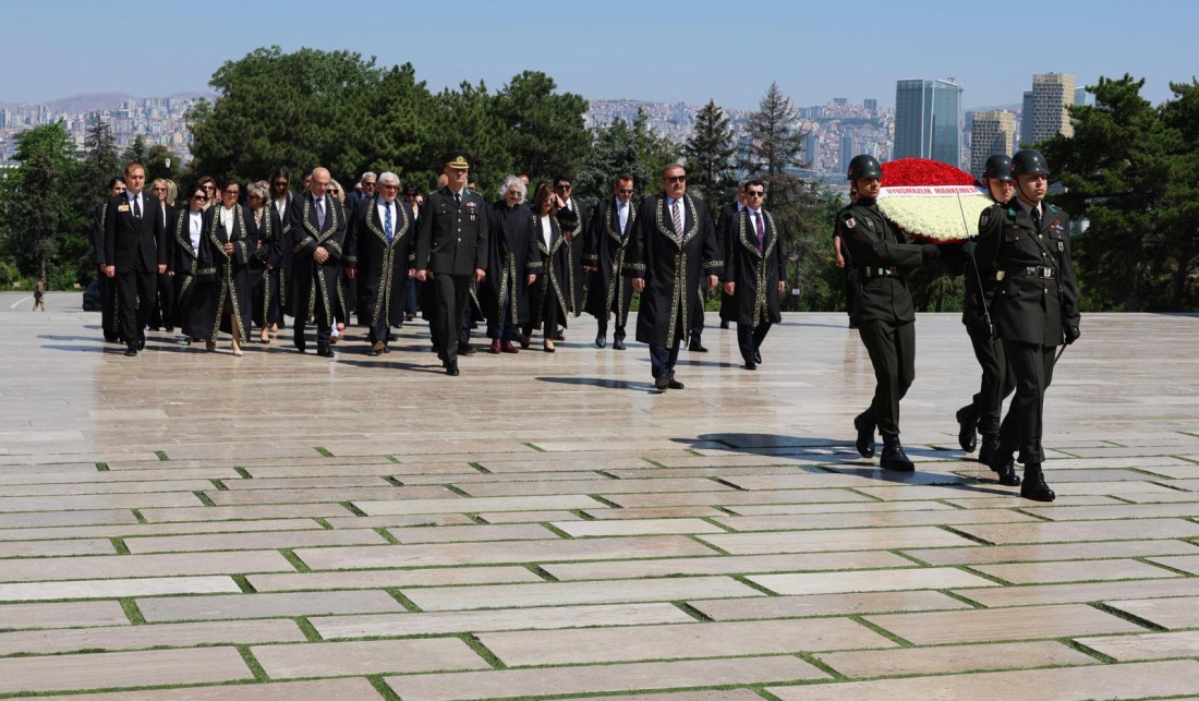 Uyuşmazlık Mahkemesi’nin 81. Kuruluş Yıldönümü Nedeniyle Anıtkabir’de Yapılan Resmi Tören Basında Yer Aldı