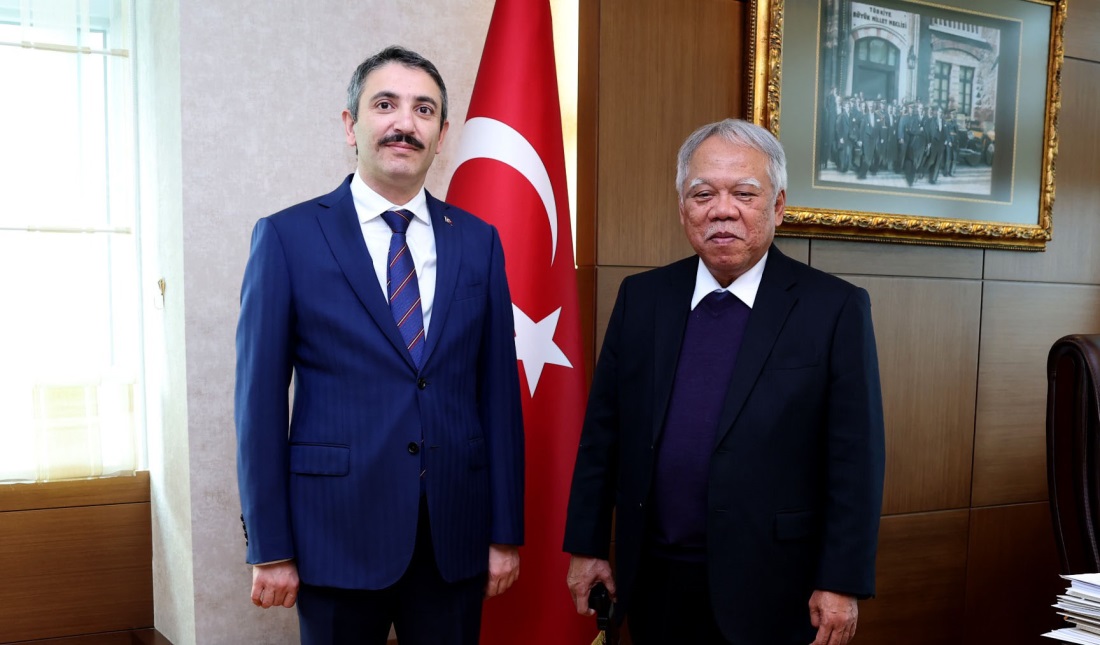 Endonezya Heyeti Uyuşmazlık Mahkemesini Ziyaret Etti.