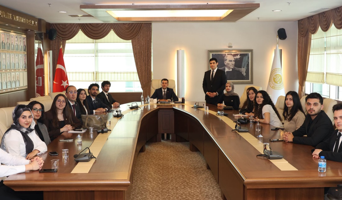İstanbul Üniversitesi Siyasal Bilgiler Fakültesi Öğrencileri Mahkememizi Ziyaret Etti